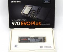 SSD Samsung 970 EVO Plus 1TB, M.2 NVMe, отличное состояние